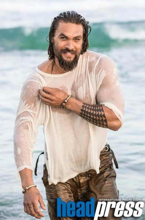 fuzzielogic:Jason Momoa by Cybele Malinowski