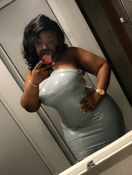 kingjazziedad:  DeliciouslySexy. Curvy. BigBootiDelicious Mami. Ms Abena ‘Delish’ Olives ❤️💛💙