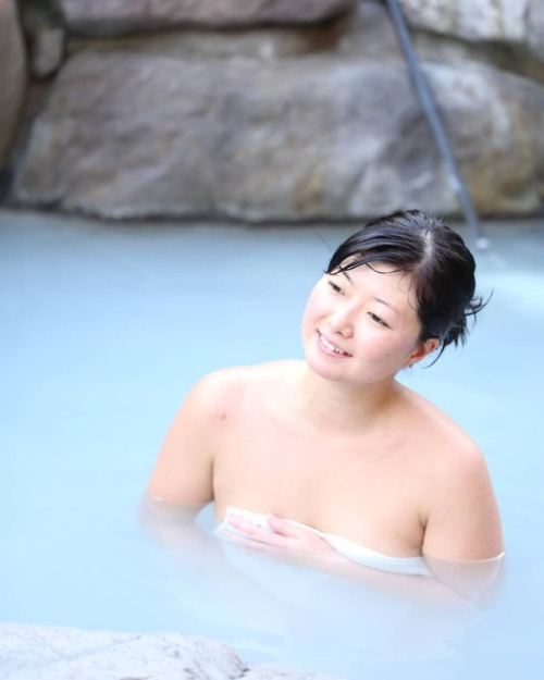 今日も１日お疲れ様でした♪ ・ #しずかちゃん #やさしいライン #温泉 #温泉モデル #onsen #hotsprings #model #nakedwoman #asiannude #asianb