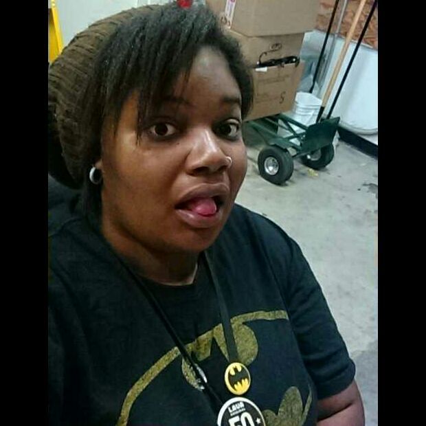 justanothertauruswoman:  Am I too late? #blackout #blackgroupmehasnochill #biggirldontcare