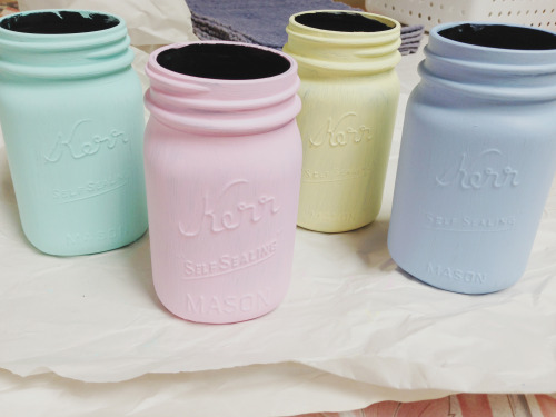 DIY Painted &amp; Distressed Mason JarsStep 1) Make sure your mason jars are clean before you start 