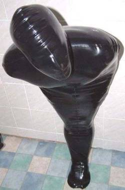 manokiller:  mummytied:  God damn would love to be in that rubber sack a lot  Rubber worm, *fap* it! 