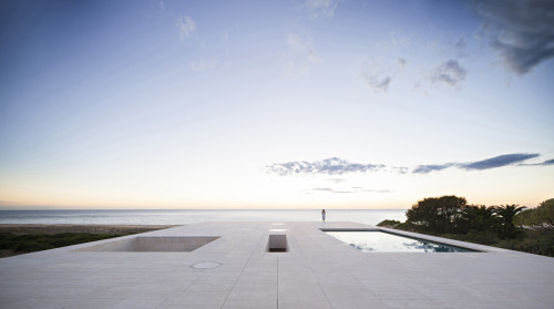 subtilitas:  Alberto Campo Baeza - Infinity house, Cadiz 2014. Photos © Javier Callejas.