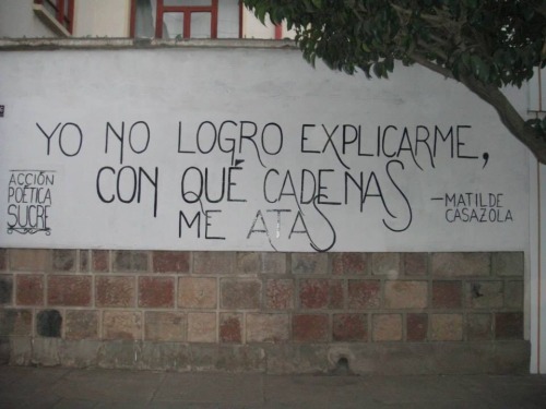 somospoesia:  No logro…Somos Poesia en FacebookSomos Poesia en Twitter