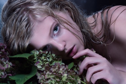 Ph: Holly Burnham  Model: Loren Beech @ streamline