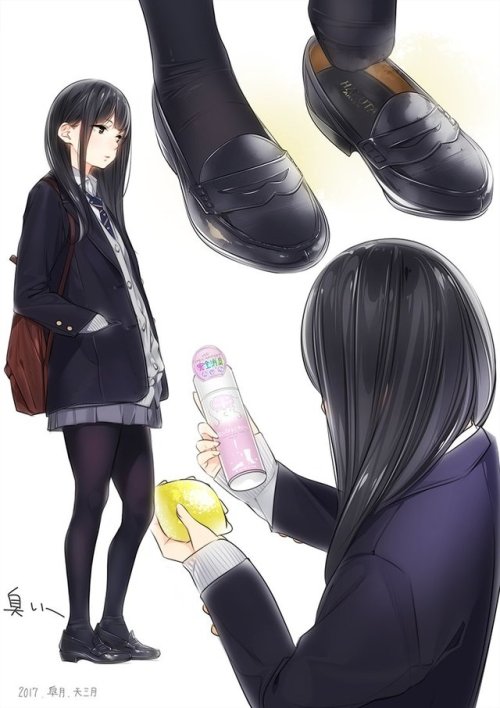 ookazaki:    すました顔してるけど足が臭い子 | @amamitsuki12