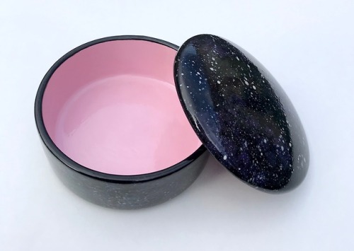 yellowlionceramics: The Galaxy Space Jewelry boxes are now for sale!! Etsy Shop @aeide-thea