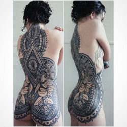 awesometattooworld:  Electric Tattoos: joshstephenstattoos:  Caitlin’s back all done and healed! Thank… http://bit.ly/1SUHPF1