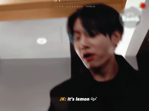Jungoos Reaction After Tasting Lemon-flavoured Donut