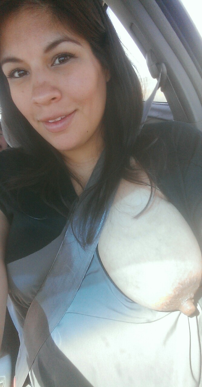rtupnu:  eatu75:  Love the big nips  Mmmmmmm So Fukin Deliciouz Lookin… Yum YUM!!