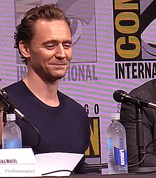 thehumming6ird:Tom Hiddleston ~ Thor Ragnarok Panel, SDCC July 2017