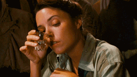 darthravenwood:Get to Know Me - Female Characters [1/?] → Marion Ravenwood↳ “Yeah? I’ll tell you wha