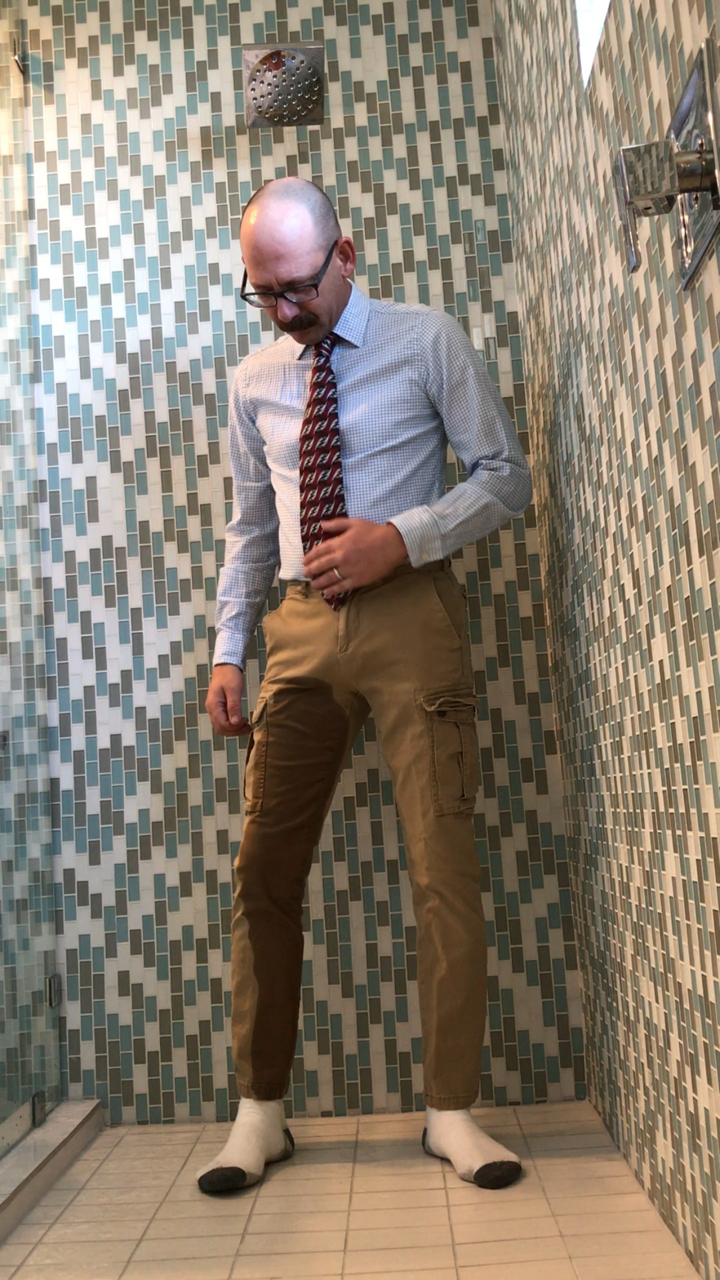 stacheman76:Another set for @wetgreggregg. LOVE seeing this stud piss his pants.