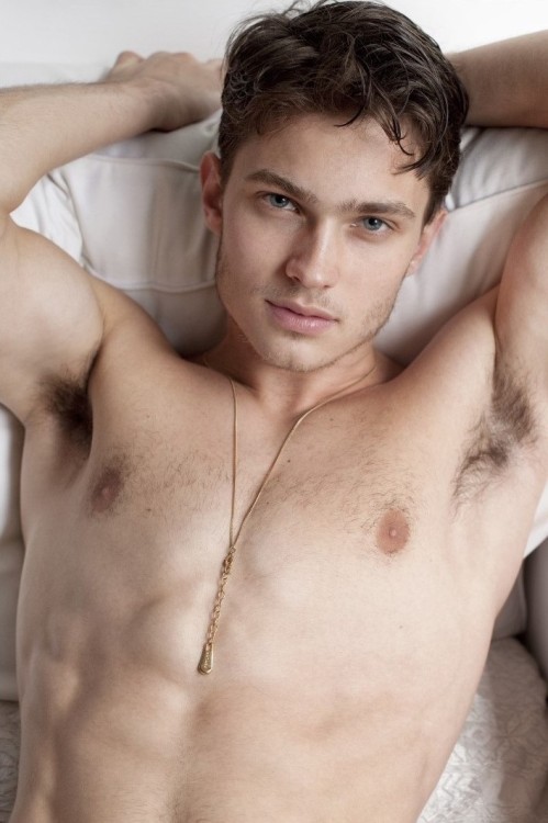 takemetobedandlosemeforever:  Anderson Weisheimer