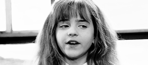 magicfolk:  Happy Birthday Hermione Jean Granger (19 September, 1979) 