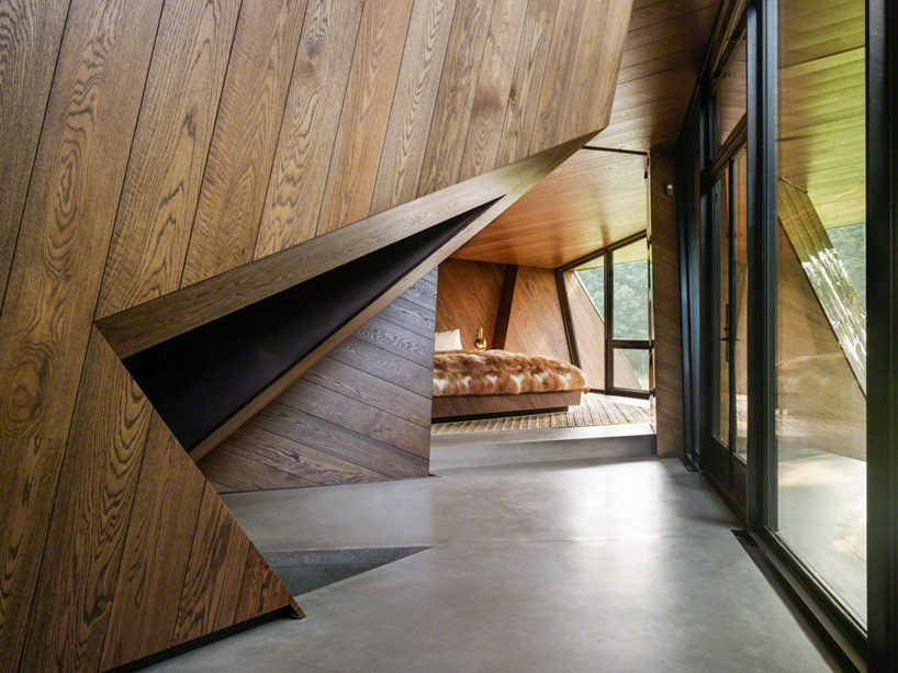 plusarchitekt:  18.36.54 in rural Connecticut - Studio LibeskindDesigned for a client
