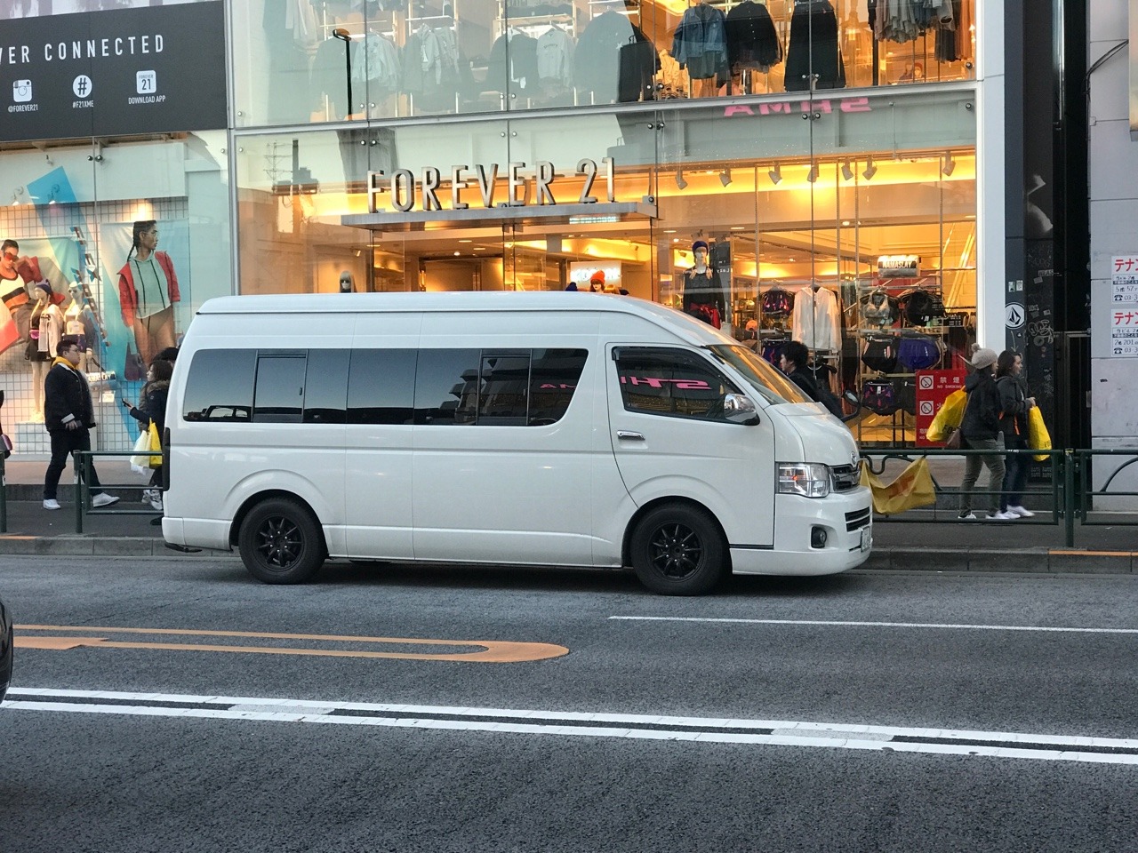 master-yota:  Fuck it I’m building a van  That&rsquo;s a dope ass van