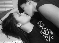 Quero uma gatinha pra mim beijar bem gostoso assim amor!