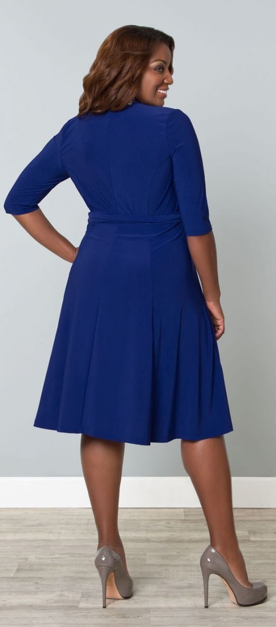 plussizeebony:  Nakeesha Witherspoon in Kiyonna’s Rumor Ruched Dress, Essential