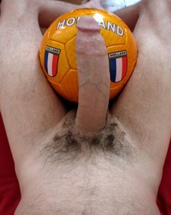 Hungdudes:  Footie Footlong 