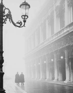 serafino-finasero:The Piazzetta of Saint Mark, Venice | Gianni Berengo Gardin, circa 1954