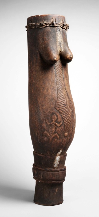 Drum from the Luba culture, DR Congo | Wood, hide and metal | early 20th century