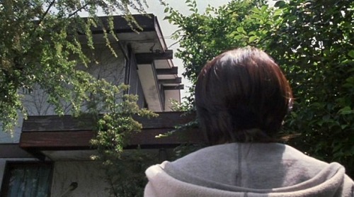 godzillawillsaveus:Favorite Horror Movies:Ju-on: The Grudge (2002) dir. Takashi Shimizu“Ju-on: the c