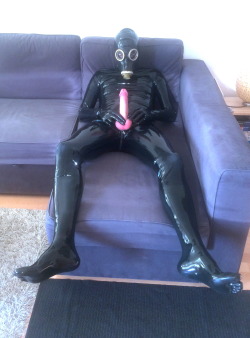 ...just a kinky 'lil rubberpup...