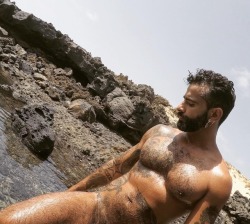 hugoajm:  Line #BEARD  #BEARDS #BEARDED # BEARDGANG #BEARDSOFINSTAGRAM #BEARDGAY #GAYBOY #GAYHUNK #GAYCUTE #GAYLOVE #GAYBEAR #GAYSTAGRAM #JOCKSTRAP #FITNESS #FITNESSMOTIVATION #BLACKANDWHITE #TATTOMODEL #TATTOED #TATTOOEDMEN #TATTOOS  (en Lanzarote)