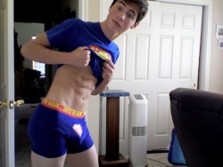 usthemme:  Super twink Follow Us,Them,Me