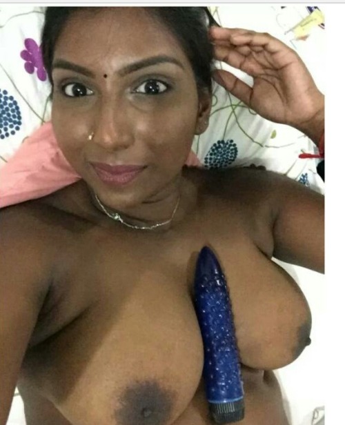 malaysian-indian-girls-leaked: PM FOR BUY HER VIDEO AND PICS