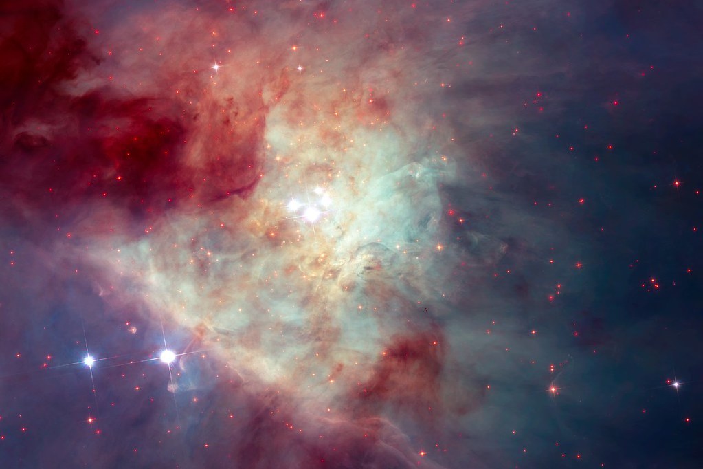 New Hubble image of Kleinmann-Low Nebula by Hubble Space Telescope / ESA