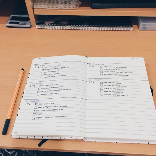 studybuzz:  5:06 PM // school starts tomorrow, so i’m doing some last-minute planning for the week ahead, all whilst packing my bag! thought i’d update everyone on my bullet journal ( i started using a different format? ) and my study space ( which