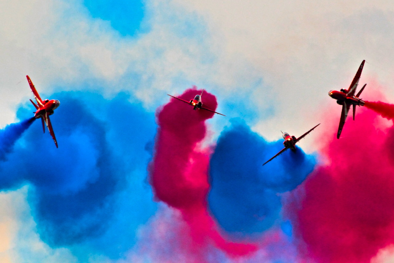theworldairforce:  Life In Colour | Life In Motion The Red Arrows | Hawk T1A