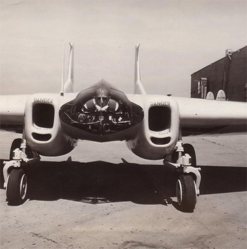 bassman5911:NORTHRUP XP-79 FLYING RAM - PILOT LAYS ON HIS STOMACH THIS FLYING WING!Begun as an extre