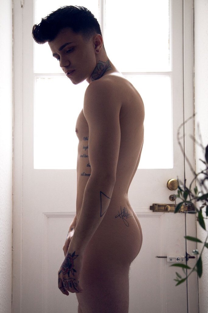 thebadboybass:@pantelisworld — London / 2015