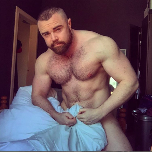 schnuckbear:  PAUL MCNULTY INSTAGRAM MAJOR HOTNESS ! ! ! THREE OF SIX SETS SPLOOSH ! ! !  💦💦💦 