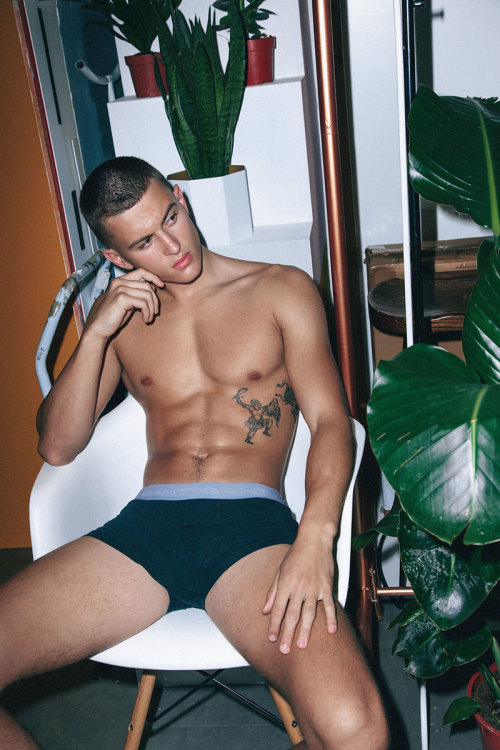 Rhyscoitusmagazine.com/rhys-by-pantelis-coitus-online/