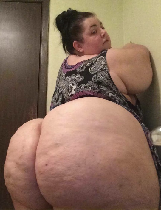 jackson-123456-deactivated20200:ineedssbbw:Is tonge that ass all day long 