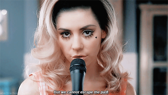 electracheart:  Cause I’m a Homewrecker.