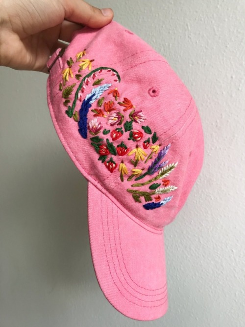 sosuperawesome:Hand Embroidered HatsLexi Mire on EtsySee our #Etsy or #Embroidery tags 