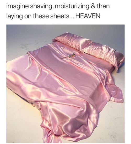 lunaaltare:antiandrogen:ashleyturnerrrr:Omg yes!My eyes started wateringnow amount of silk sheets ca