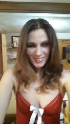 jacarandosacaliente:  Mas selfies…. pero no me salen tan bien. Mejor q alguien venga y me las tome…… las fotos eehhh!!! De todos modos son con gusto y cariño para todas las vergas q se paran al verme. Besitos a ellas y otros mas para ustedes. 