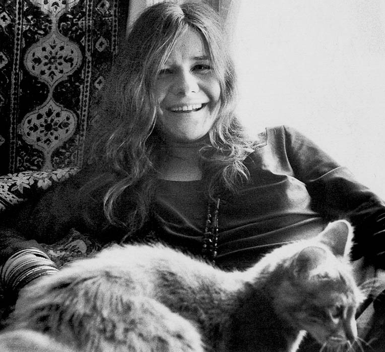 soundsof71:  Janis with her doggy and kitty in their San Francisco apartment, photos