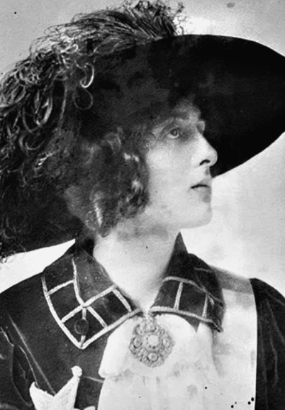 the-conversation-piece:V i n t a g e  G e n d e r Vita Sackville-West | Erika Mann | Stephen Tennant