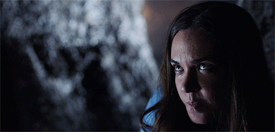 krzrl:  Top 10 Kara &amp; Lena scenes - S3:       ➥ Number 6 / 3x17: “Take