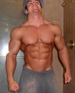 musclelover:  Nice rounded pecs, great ab