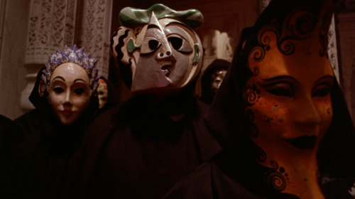 halloween1970: nouvellevaguefr: Eyes Wide Shut, 1999 Is it a cause for effects?