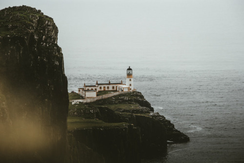 marinanawe:Neist Point Lighthouse by marina weishaupt (500px / flickr / instagram)