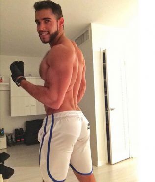 kolmalevolo:  Javier Castillo 
